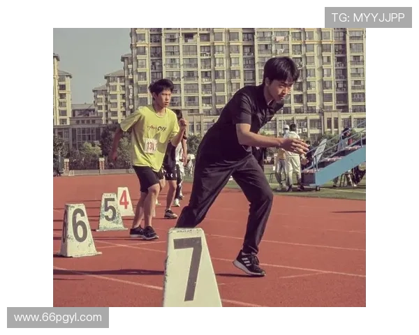 中韩对抗比赛：激烈角逐展现两国体育精神与实力